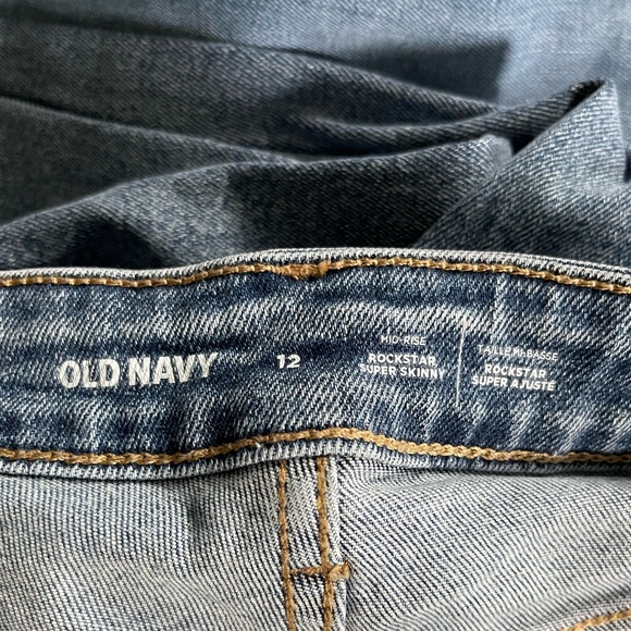 Old Navy Women Size 12 “Rockstar skinny mid rise” - Picture 4 of 5